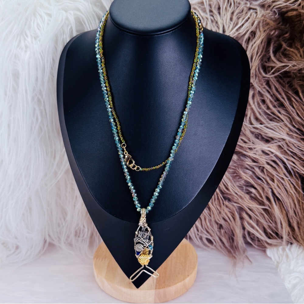 Silvertone Interesting, Wire Wrap, Fish Pendant, … - image 3